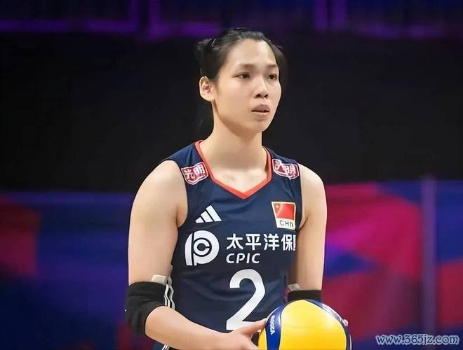 震撼全网！12月24日庄宇珊不敌朱婷，朱婷轻松砍下12分完胜