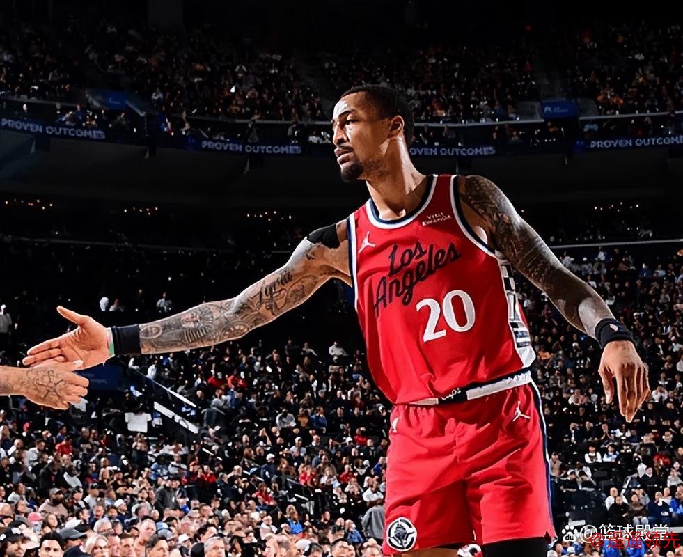 快船112-104湖人 球员评价：3人优秀，5人良好，巴图姆低迷