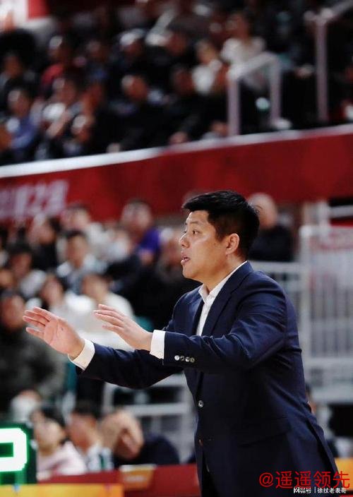 迪亚洛遭遇严厉防守，潘江被迫卸任，<a href=